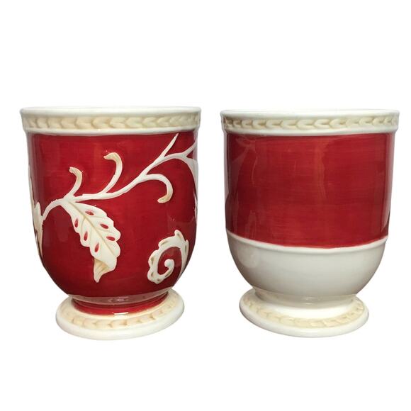 Fitz and Floyd Set of 2 Town & Country Red and White Ceramic Coffee Mugs - Picture 2 of 10
